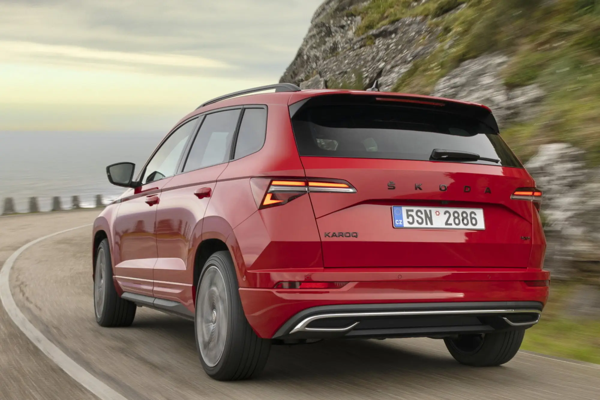 Skoda Karoq 2025: prezzo, foto, dimensioni, allestimenti - 2