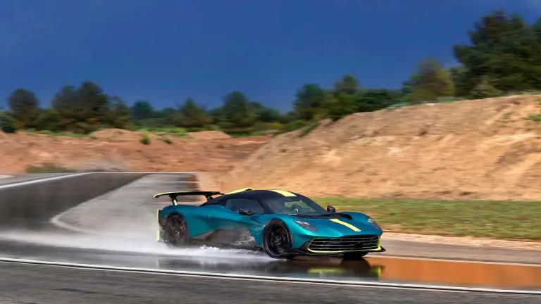 Aston Martin Valhalla - Test finali - 1