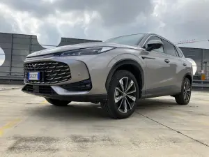 MG HS 2025 - Come va