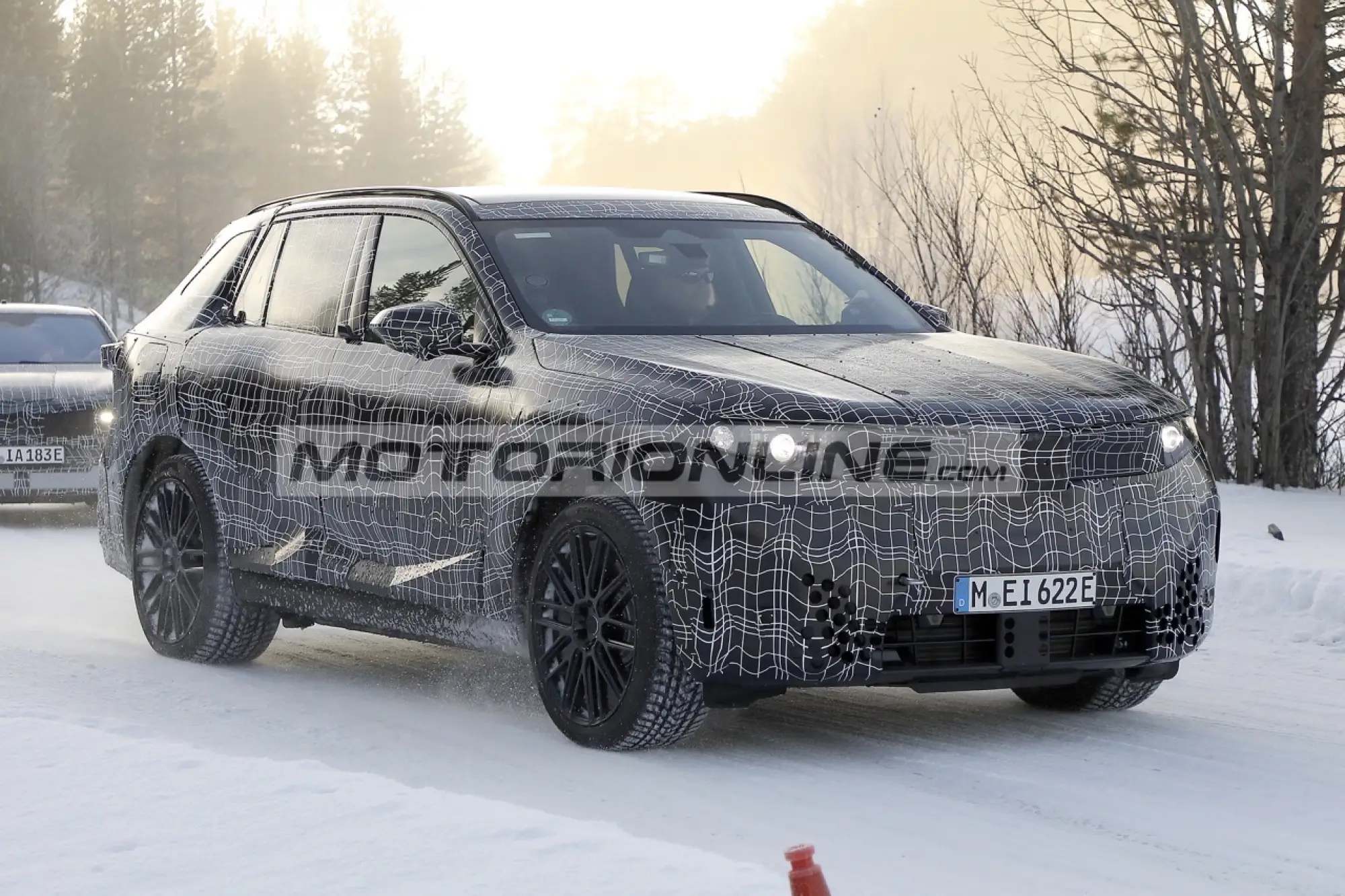 BMW X5 - Foto spia 3-4-2025 - 4
