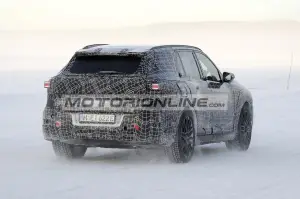 BMW X5 - Foto spia 3-4-2025 - 10