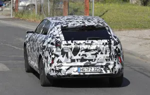 Mazda CX-6e - Foto spia 04-04-2025 - 12