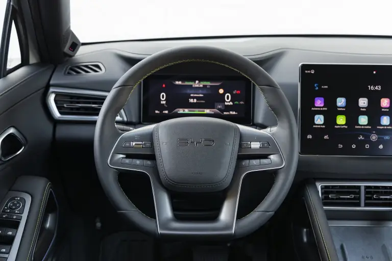 BYD Atto 2 2025: prezzo, foto, dimensioni, allestimenti - 1