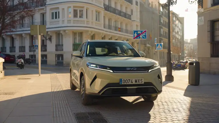 BYD Atto 2 2025: prezzo, foto, dimensioni, allestimenti - 6