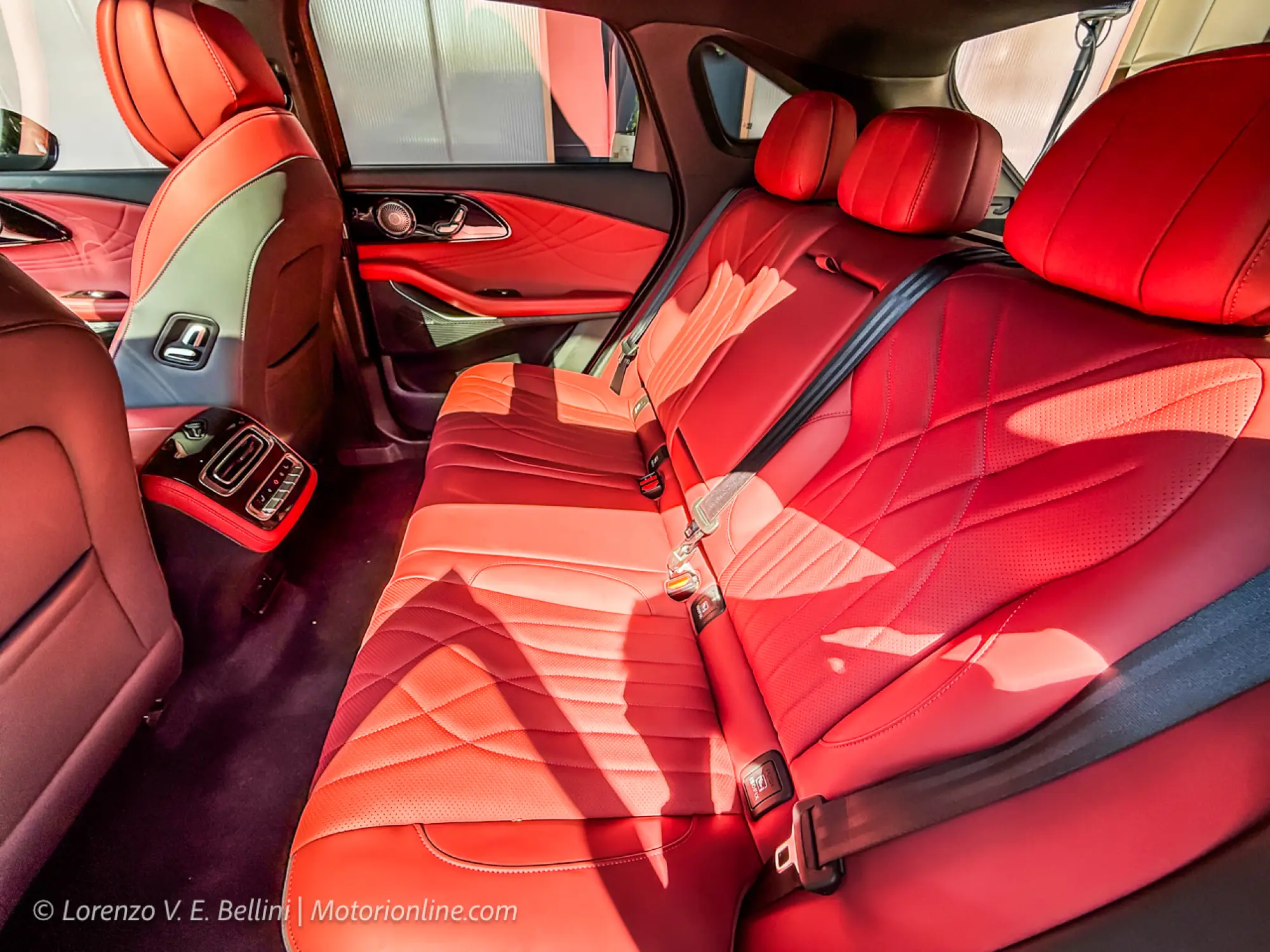 Omoda 9 - Milano Design Week 2025 - 4
