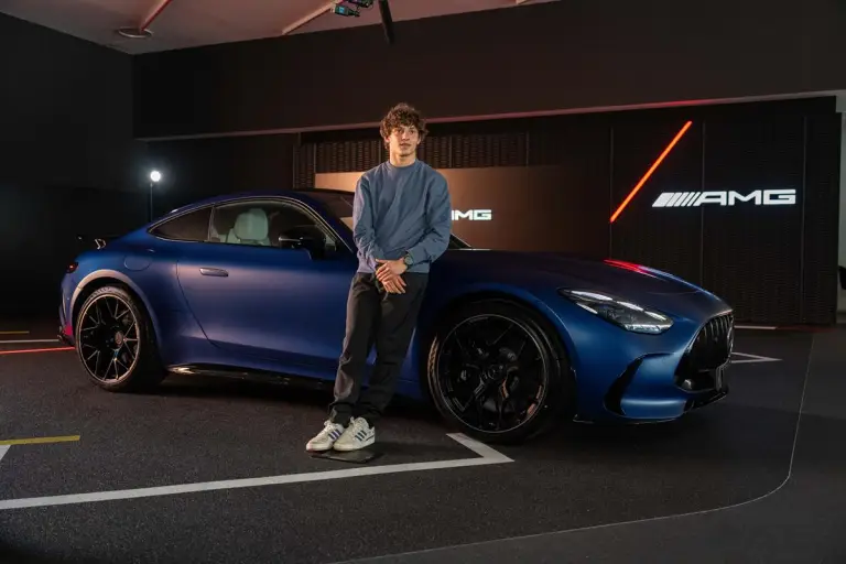 Kimi Antonelli - Mercedes-AMG GT 63 - 10