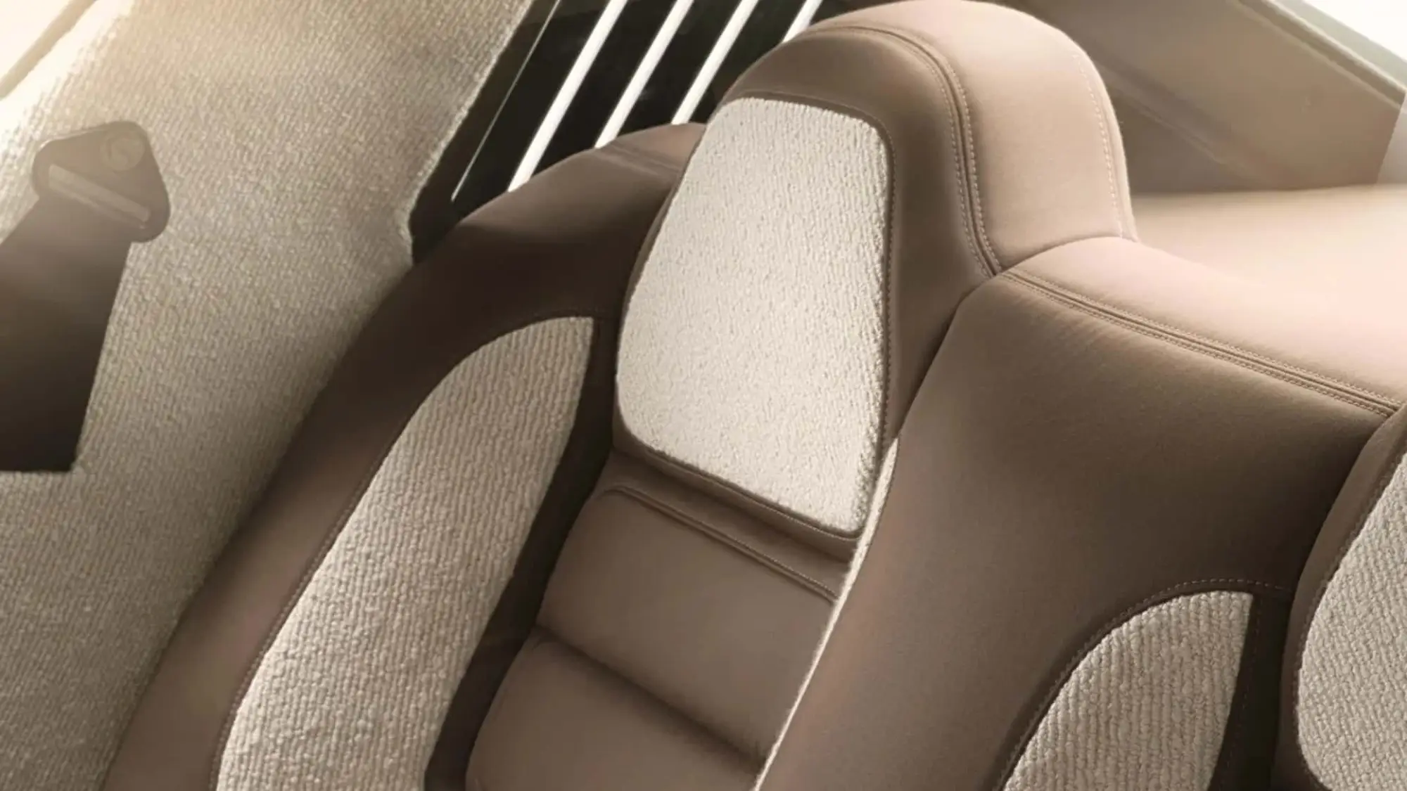 Renault R17 electric: un tuffo tra passato e futuro alla Milano Design Week - 5