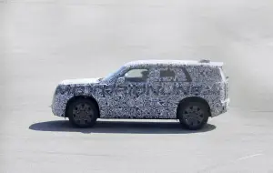 Land Rover Defender 80 - Foto spia 08-04-2025