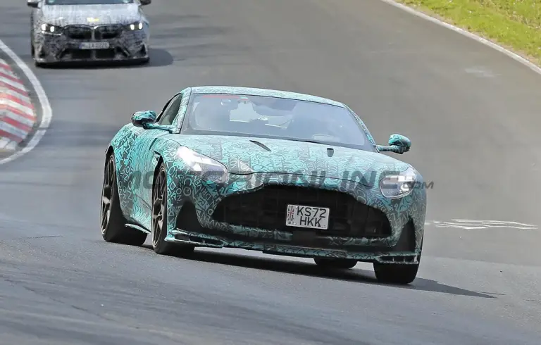 Aston Martin DB12 AMR - Foto spia 10-04-2025 - 1