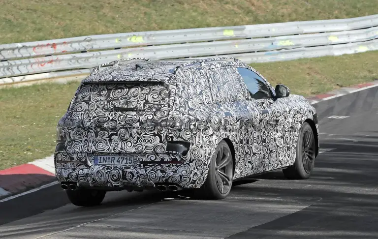 Audi Q9 - Foto spia 10-04-2025 - 7