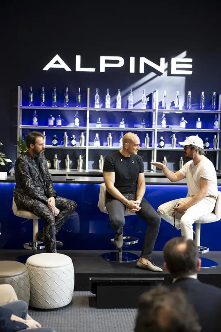 Alpine A110 Monochromatic - 8