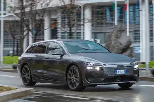 Audi A6 Avant e-tron 2025: prezzo, foto, dimensioni, allestimenti