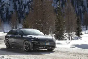 Audi A6 Avant e-tron 2025: prezzo, foto, dimensioni, allestimenti