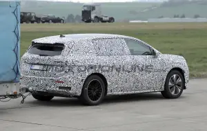 Skoda SUV 7 posti - Foto spia 11-04-2025 - 10