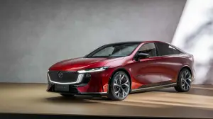 Mazda 6e 2025: prezzo, foto, dimensioni e allestimenti