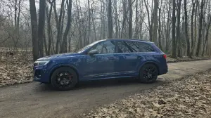 Audi Q7 2025 come va - 4
