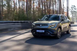 Suzuki eVitara 2025 - Foto ufficiali