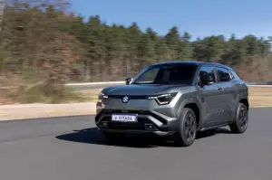 Suzuki eVitara 2025 - Foto ufficiali