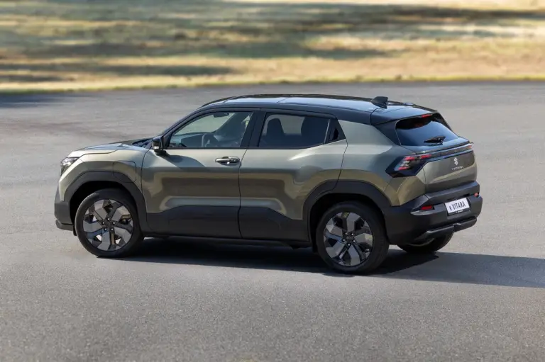 Suzuki eVitara 2025 - Foto ufficiali - 19