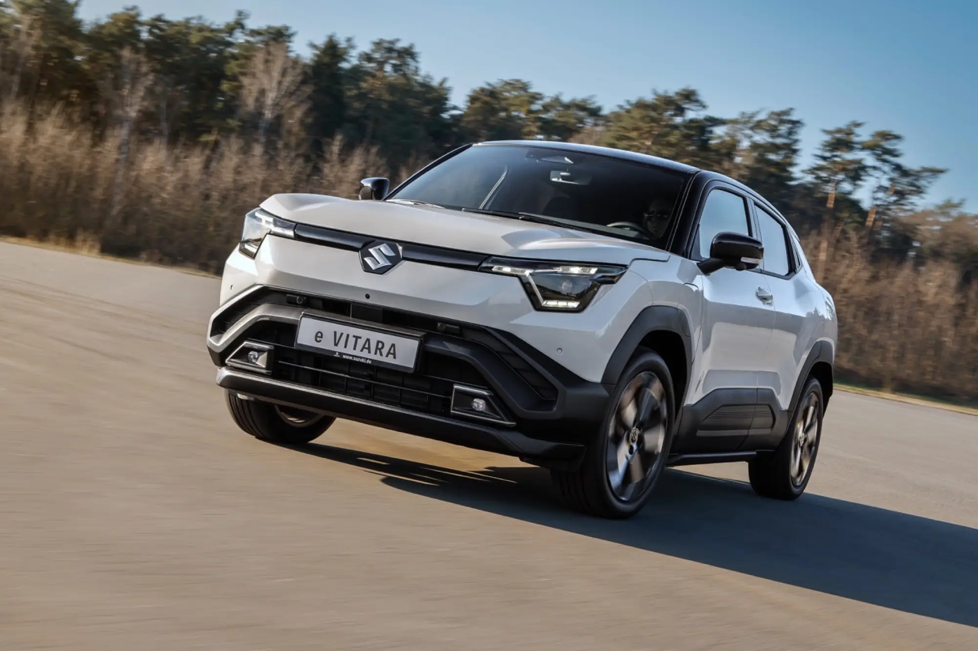 Suzuki eVitara 2025 - Foto ufficiali - 25