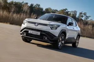 Suzuki eVitara 2025 - Foto ufficiali