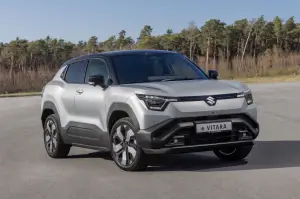 Suzuki eVitara 2025 - Foto ufficiali