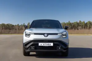 Suzuki eVitara 2025 - Foto ufficiali
