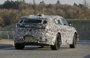 Range Rover Velar 2026 - Foto spia 14-04-2025
