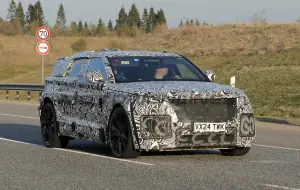 Range Rover Velar 2026 - Foto spia 14-04-2025