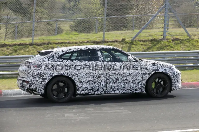 Lamborghini Urus - Foto spia 15-4-2025 - 5