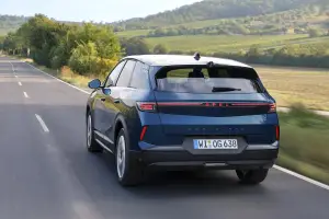 Opel Grandland - Caccia agli squali - 8