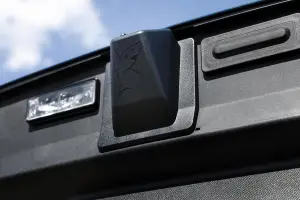 Opel Grandland - Caccia agli squali - 7
