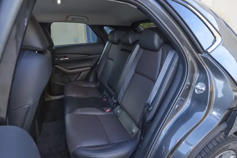Mazda CX-30 2025: prezzo, foto, dimensioni e allestimenti - 6