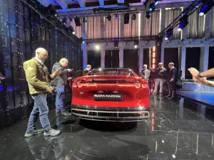 Nuova Mazda 6e - 4