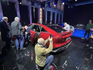 Nuova Mazda 6e - 8
