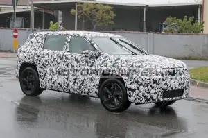 Jeep Compass - Foto spia 17-4-2025 - 5