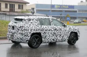 Jeep Compass - Foto spia 17-4-2025 - 10