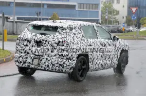 Jeep Compass - Foto spia 17-4-2025 - 7