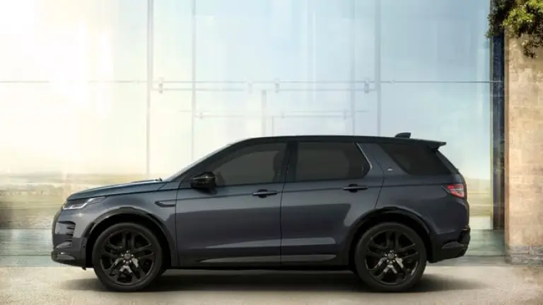 Land Rover Discovery 2025: prezzo, foto, dimensioni, interni - 2