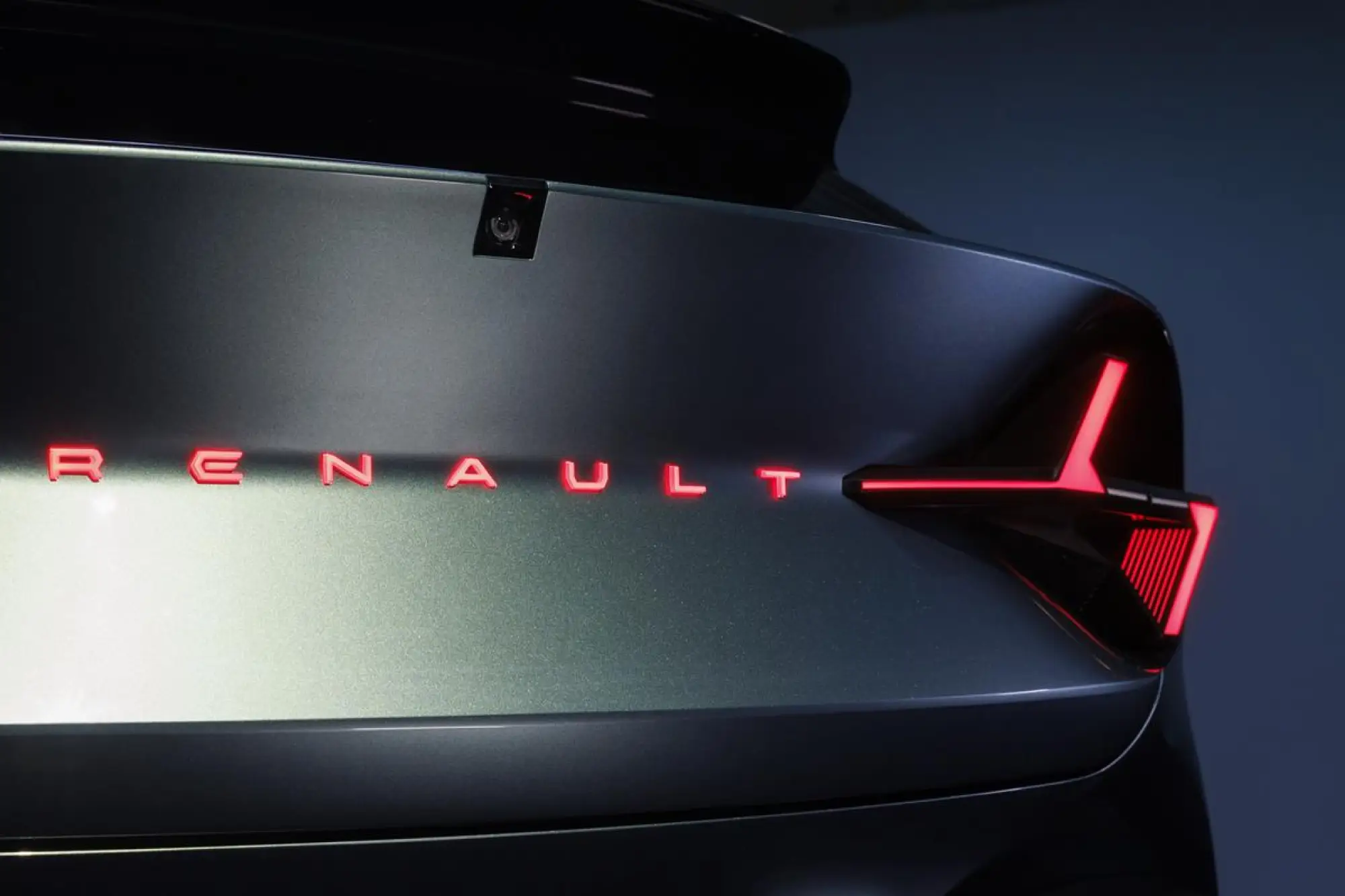 Renault Embleme Concept - 8