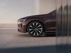 Volvo S90: la nuova generazione - 13