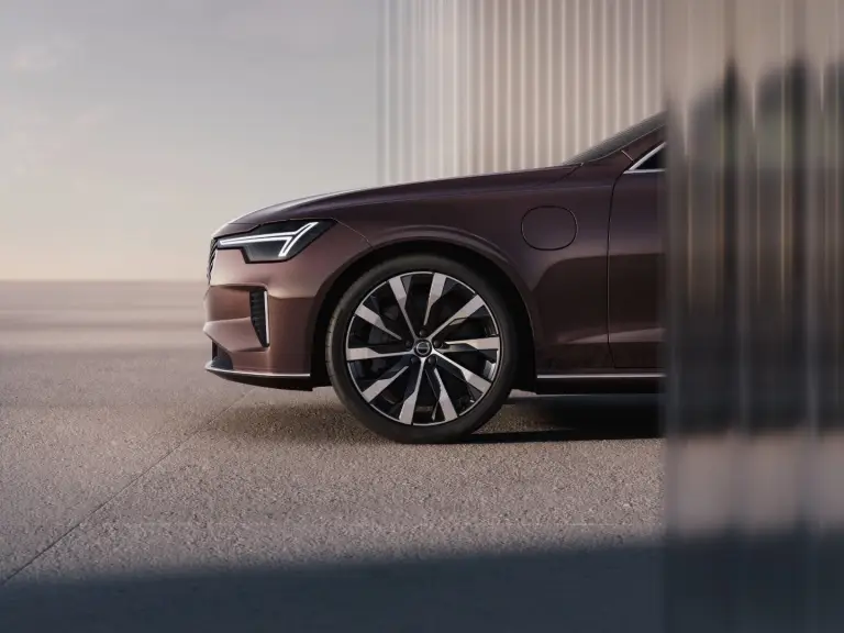 Volvo S90: la nuova generazione - 13