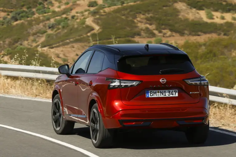 Nissan Qashqai 2025: prezzo, foto, dimensioni, allestimenti - 5