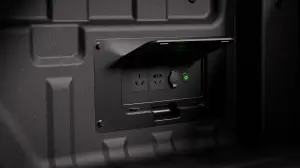 Nissan Frontier Pro 2025 - Foto ufficiali
