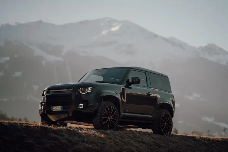 Land Rover Defender City Escape - Aznom Automotive - 3