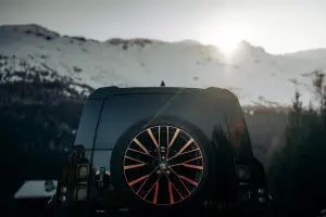 Land Rover Defender City Escape - Aznom Automotive - 22
