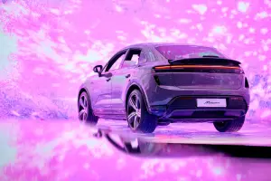 Porsche - The Flat by Macan - 4