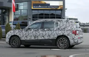Mercedes GLB 2026 - Foto spia 25-04-2025 - 5