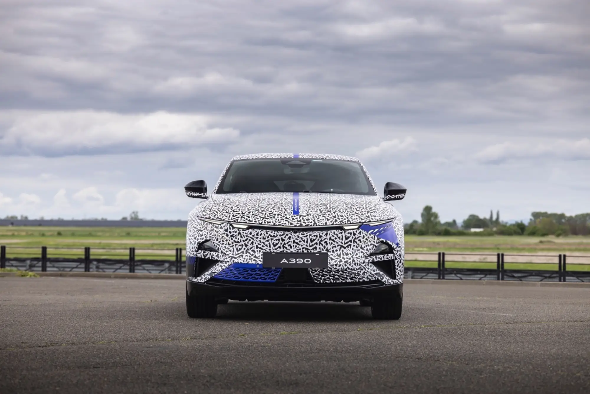 Alpine A390 - Test in pista Ladoux - 7