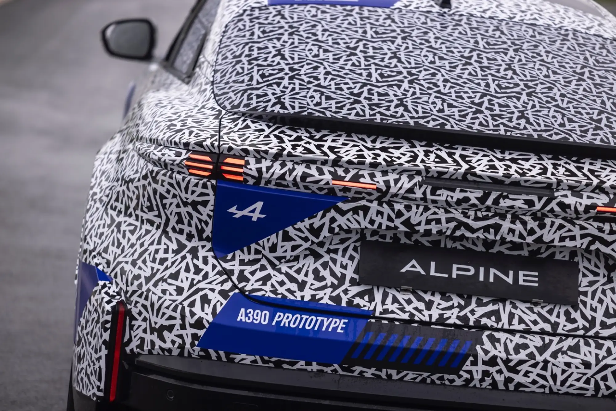 Alpine A390 - Test in pista Ladoux - 5